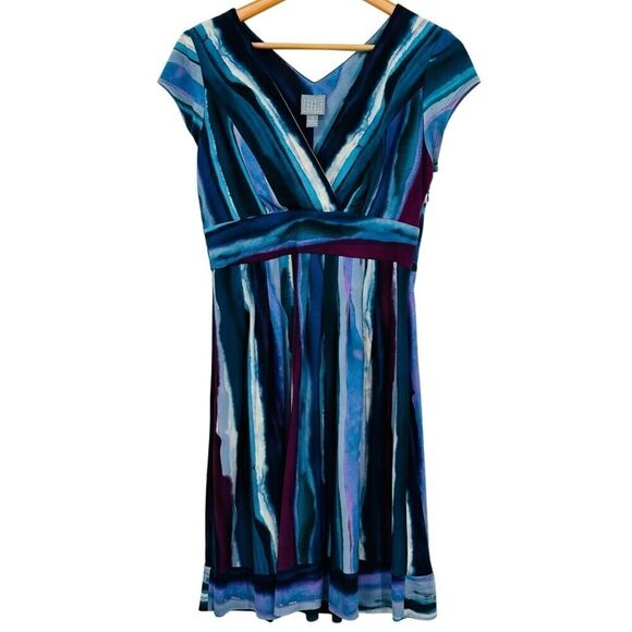 Rabbit Rabbit Rabbit Designs Bold Watercolor Striped Dress Size 8 V-Neck Stretch - Picture 1 of 11